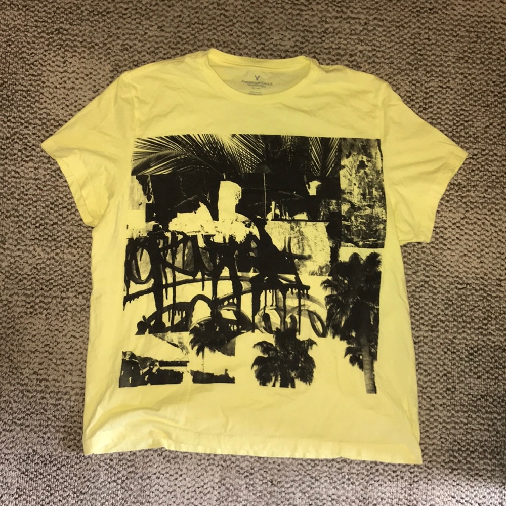 Yellow American Eagle T-Shirt-XXL(Fits like Xl)